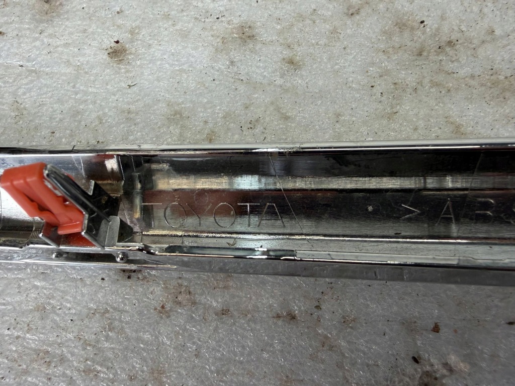 фото №6, Хром молдинг левая бампера передний toyota land cruiser 5314860010 nr99