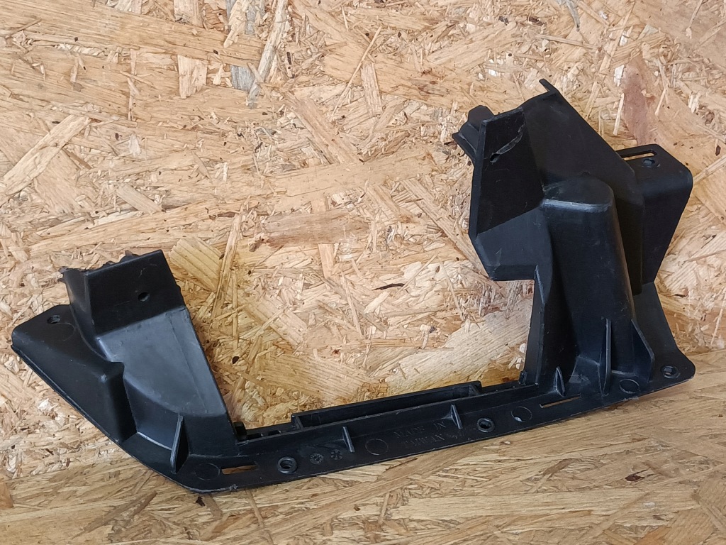 фото №7, Mercedes a w176 amg кронштейн напрямна кронштейн вихлоп лівий задня qz52019-8