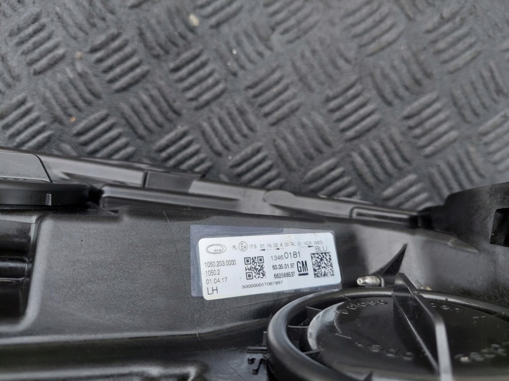 фото №15, Лампа перед правий передня led комплектна права uk 13460182 opel insignia b