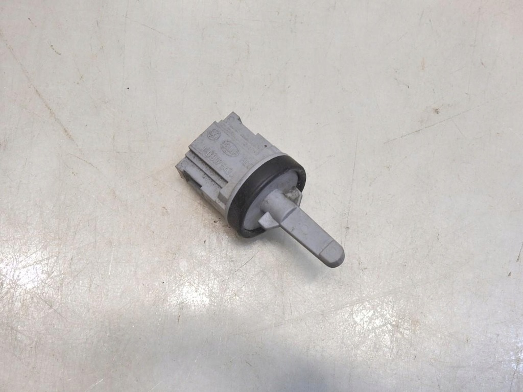 фото №7, Датчик температури audi a3 8p 2.0t 1k0907543a