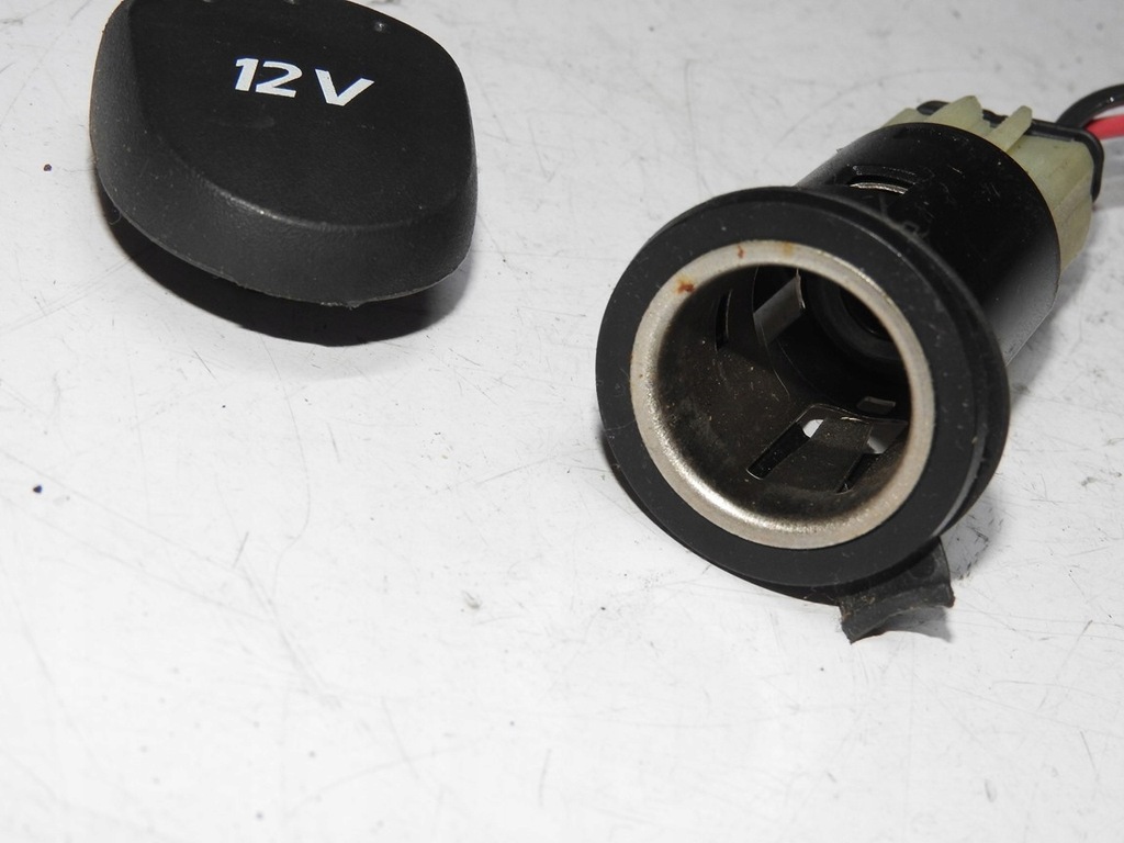 фото №9, Renault scenic iii разъём 12v