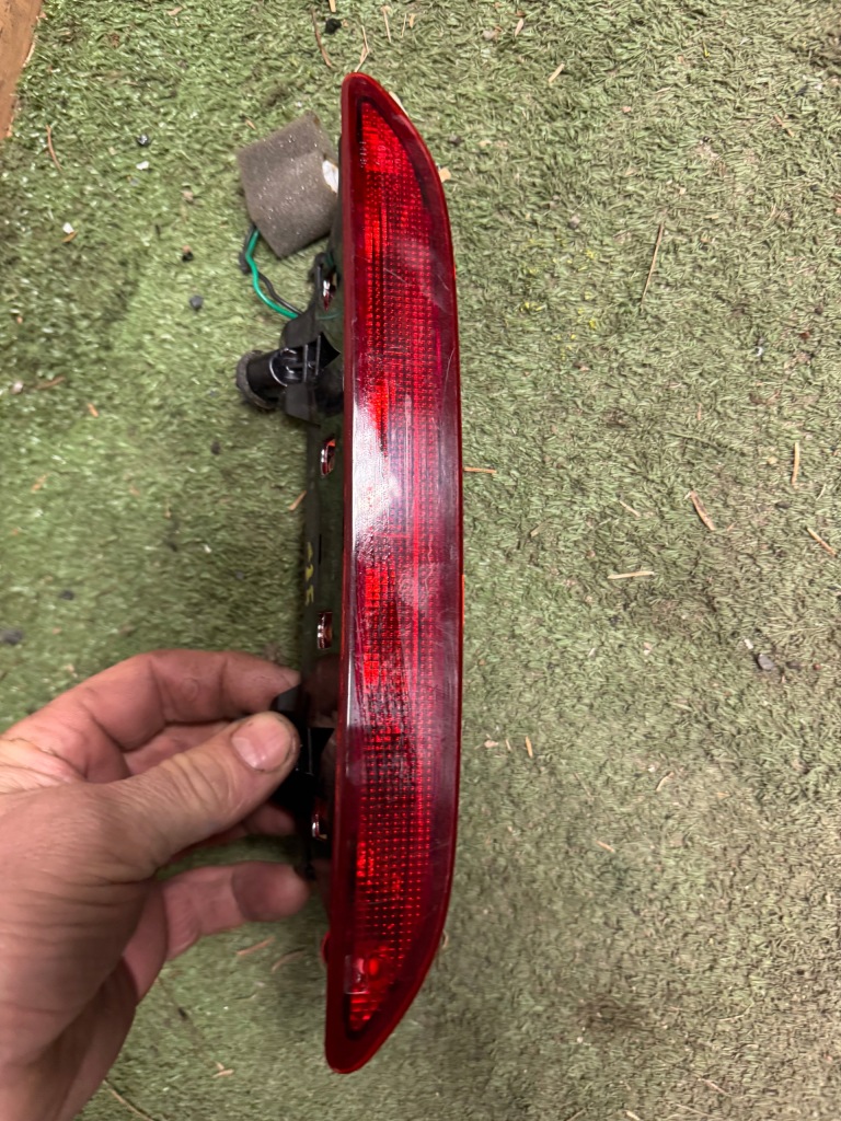 фото №1, Hyundai i20 ii 2014-2020 лампа третій світло стоп 92700-c7010