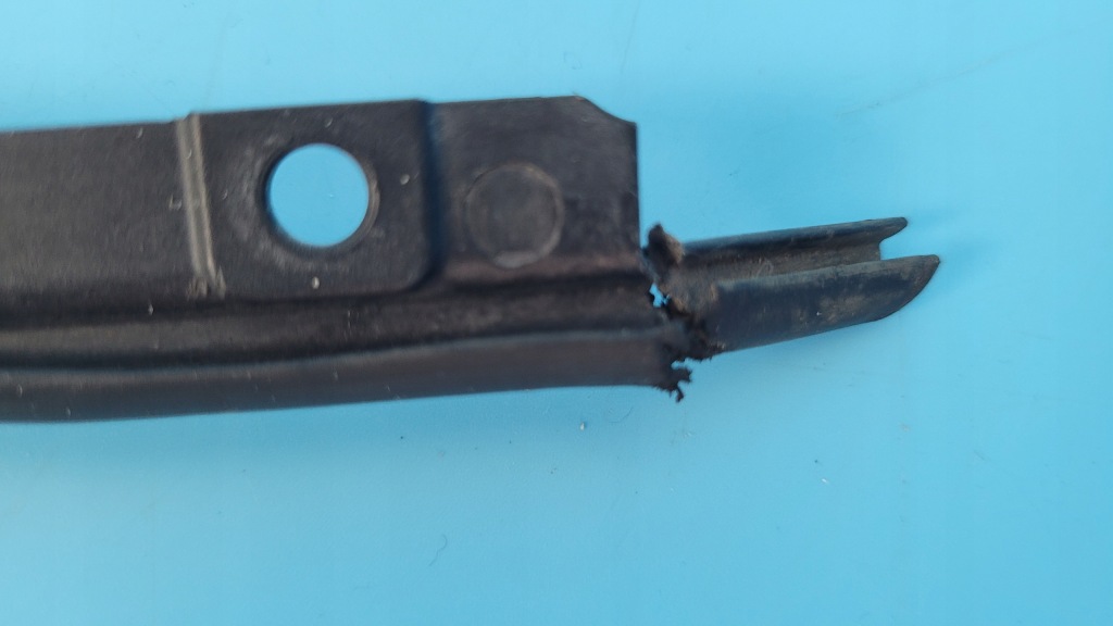 Mercedes eqe 350+ 23r прокладка крила права a2958820200 Доставка