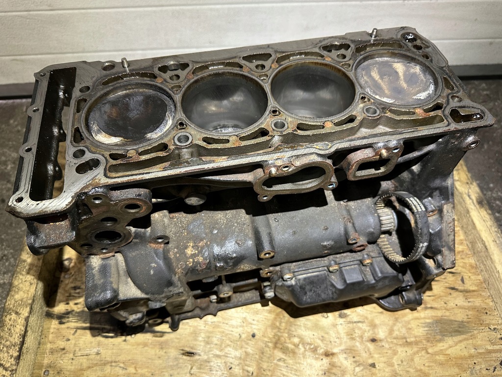 фото №8, Блок двигуна dół wał поршні 1.8 tsi tfsi cda 06h103021l