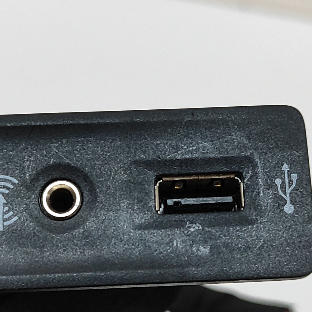 фото №10, Volkswagen amarok 2018 роз'єм / з'єднувач aux