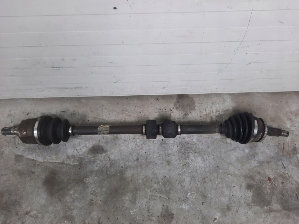 фото №1, Hyundai i30 1.8 бензин g4nb привідний вал права