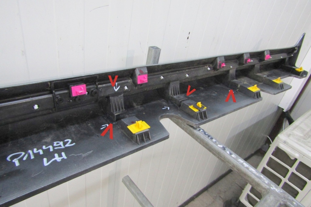 фото №12, Молдинг поріг ліва hyundai ioniq 5 21- поріг