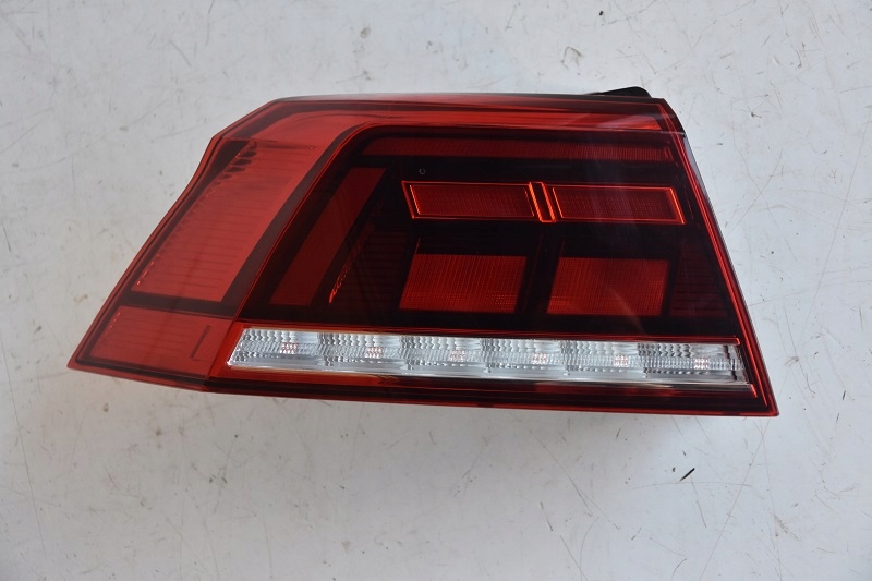 фото №1, Vw passat b8 sedan лампа задняя