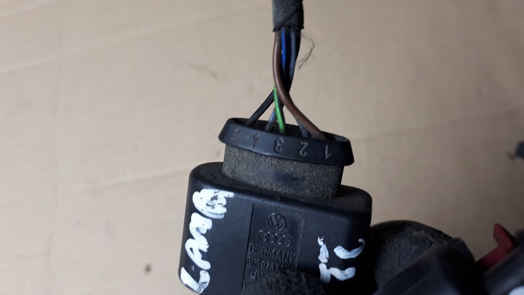 фото №7, A4 b9 8w штекер колодка 8k0973705a a5 8w q5