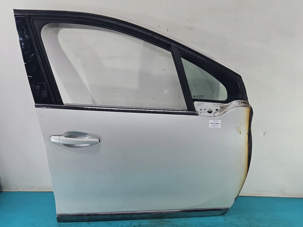 фото №1, Дверь перед правое peugeot 2008 i 13-19 белый kwe