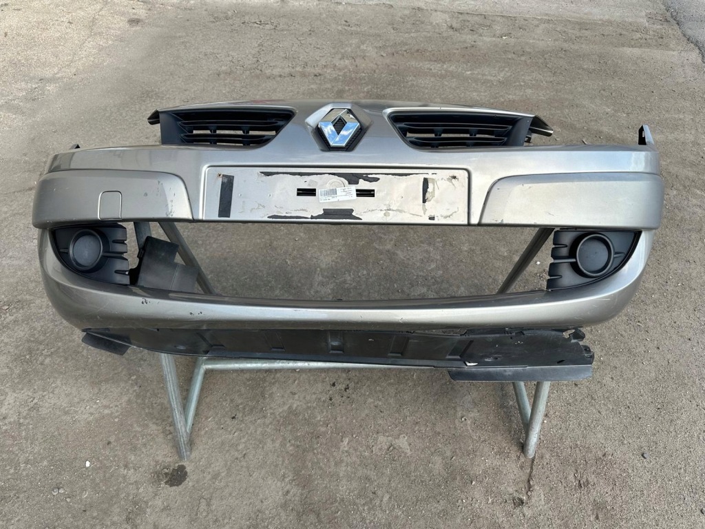 фото №1, Renault scenic 2 lift бампер перед оригинал