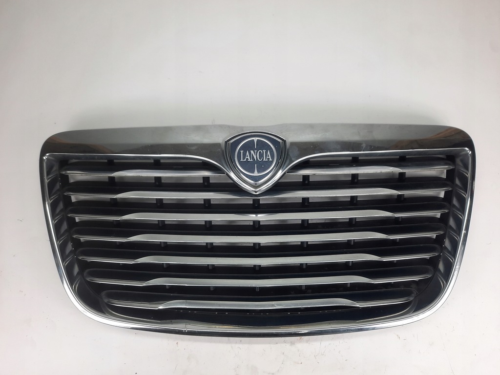 фото №1, Lancia thema ii решётка радиатора решётка радиатора передняя