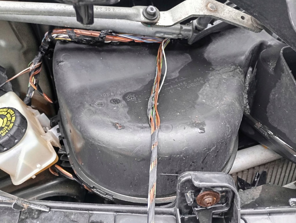 фото №1, Smart fortwo 2 ii 451 07- труба впуск повітрозабірник повітря a4518300053