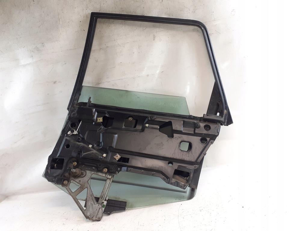 фото №7, Підйомник скло рамка правий задня audi a6 c4 avant