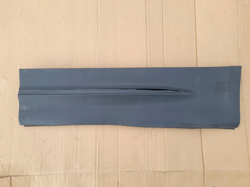 фото №1, Молдинг дверь mercedes glb amg