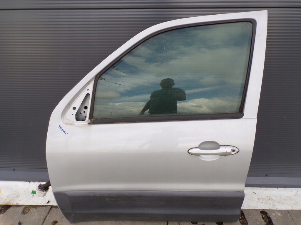 фото №1, Дверь левая передние mazda tribute