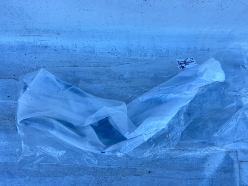 фото №8, Kia sorento iv 2023- накладка накладка-спойлер спойлер бампера правий перед новий oryg