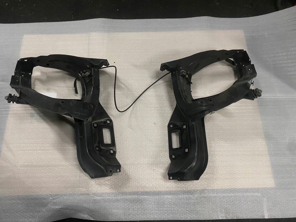 фото №1, Okular/mocowanie лампы правый/левый mercedes ml w164