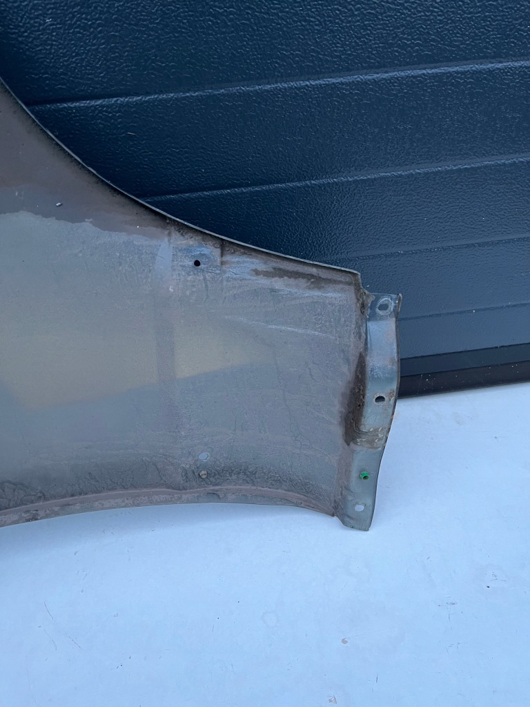 Bmw 7 e32 крыло  передний левое  оригинал Киев