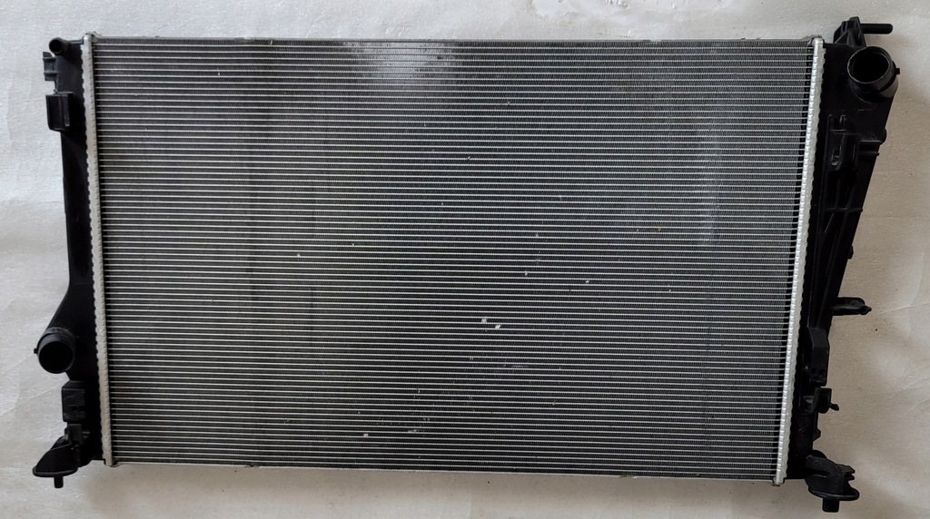 фото №1, Радіатор wody renault scenic talisman megane iv 214102845-a