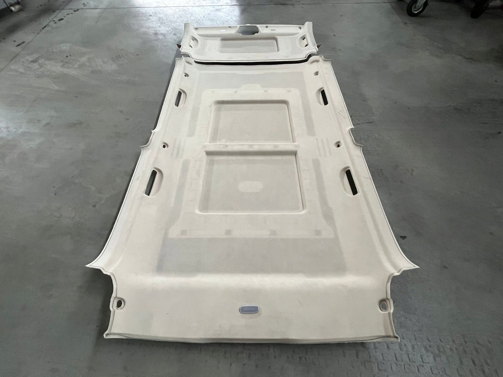 фото №8, Потолок крыша светлый бежевый mercedes vito viano w639 long