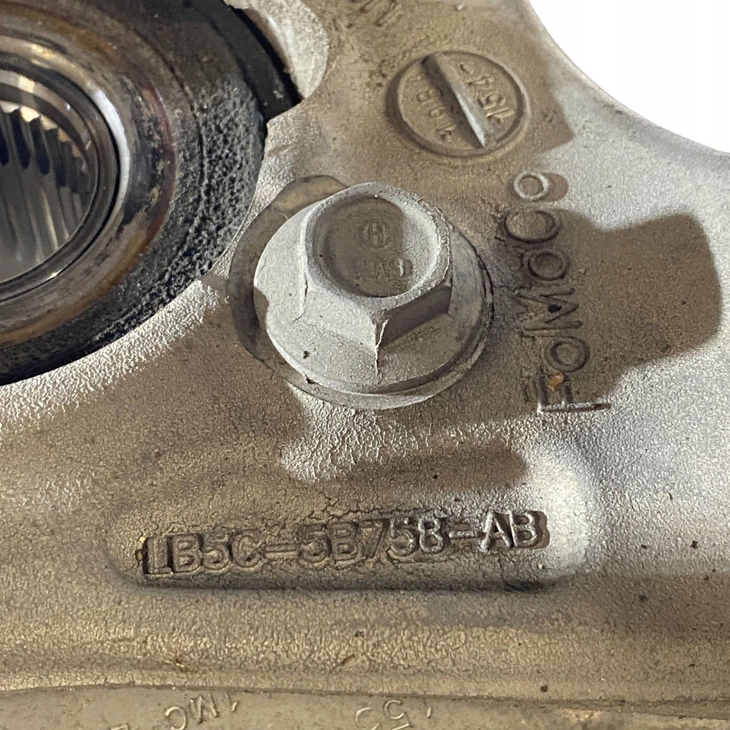 фото №9, Ford explorer vi 2020 права сторона ступиця колеса заднього