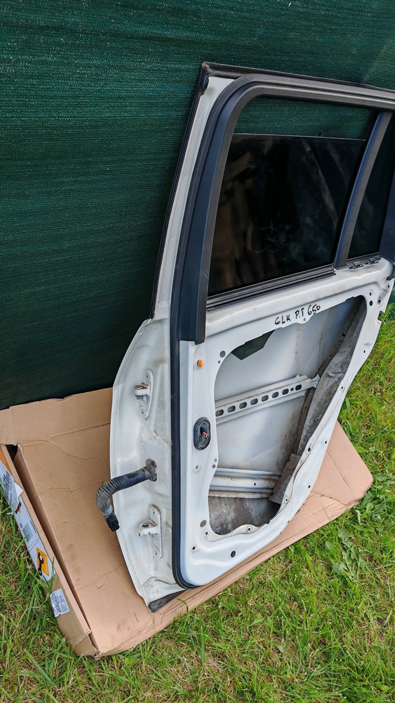 фото №8, Двері праве правий задня mercedes glk x204 код лакофарбового покриття c650 650