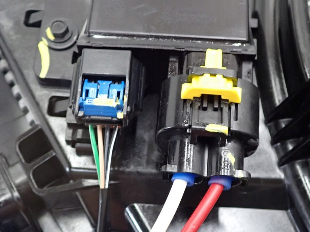 Комплект радіатор води кондиціонера вентилятор dacia sandero 3 3 1.0 tce Зі Шроту