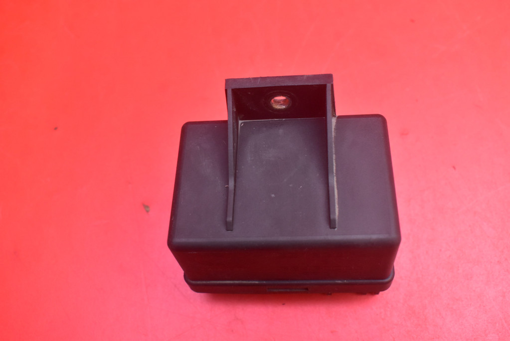 фото №5, Реле свеча накаливания 55193073 fiat grande punto 3 iii 1.3 75 km 05-10