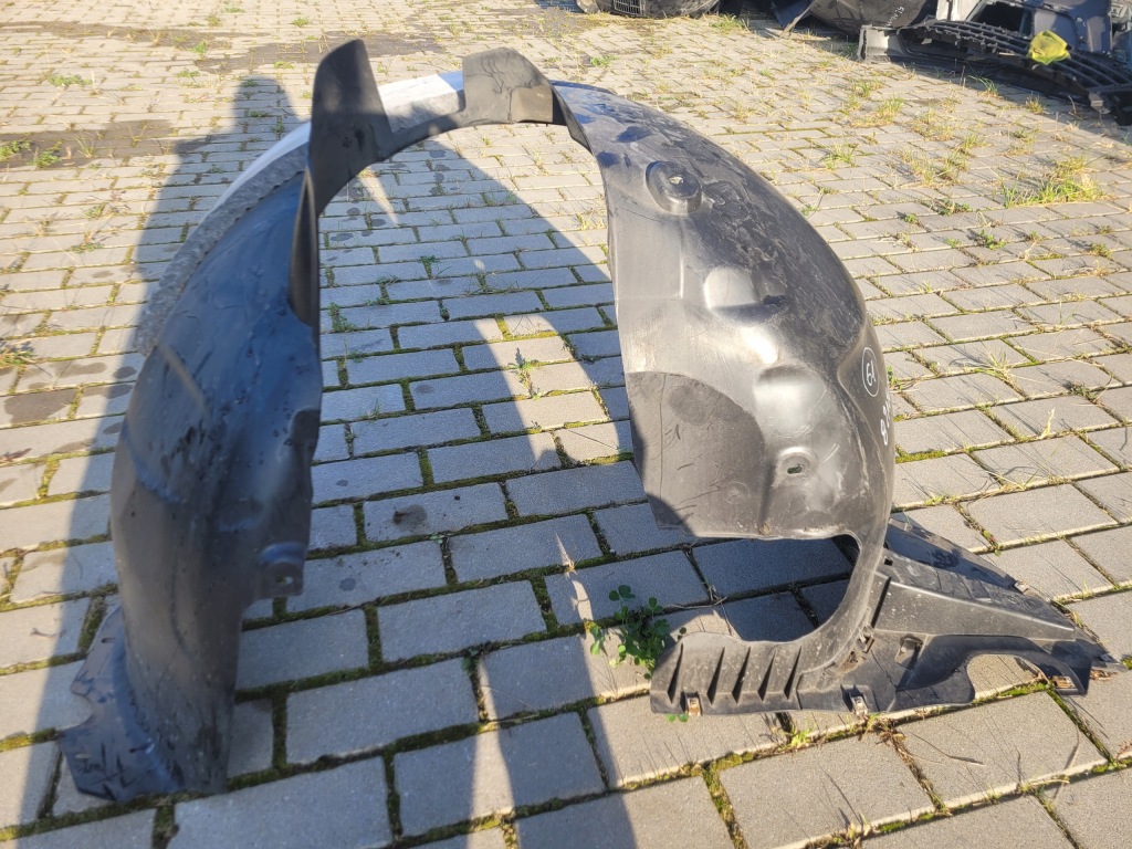 Купить Подкрылок audi a3 левый перед 82a809957t