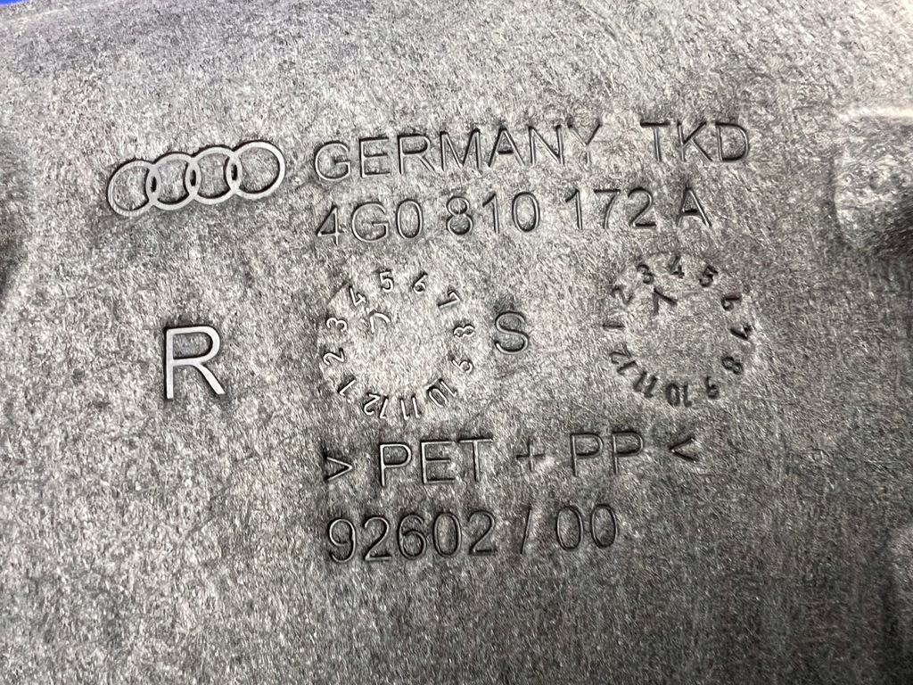 фото №8, Audi a6 c7 sedan подкрылок правый задняя 4g0810172a