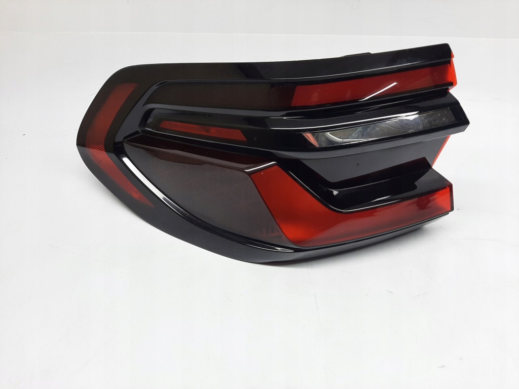 фото №1, Bmw x7 g07 лампа задняя led левая 9881355-09