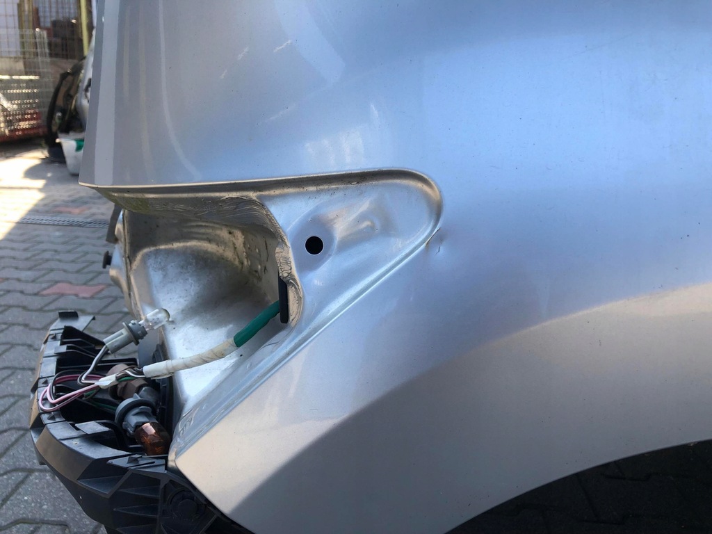 фото №6, Daihatsu materia 06- чверть права задня pas задній