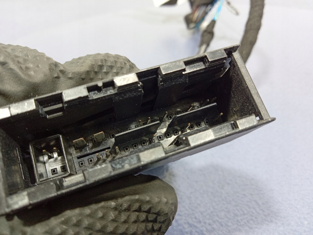 фото №5, Bmw x5 e70 e71 разъёмы разъёмы дверь комплект 6771043