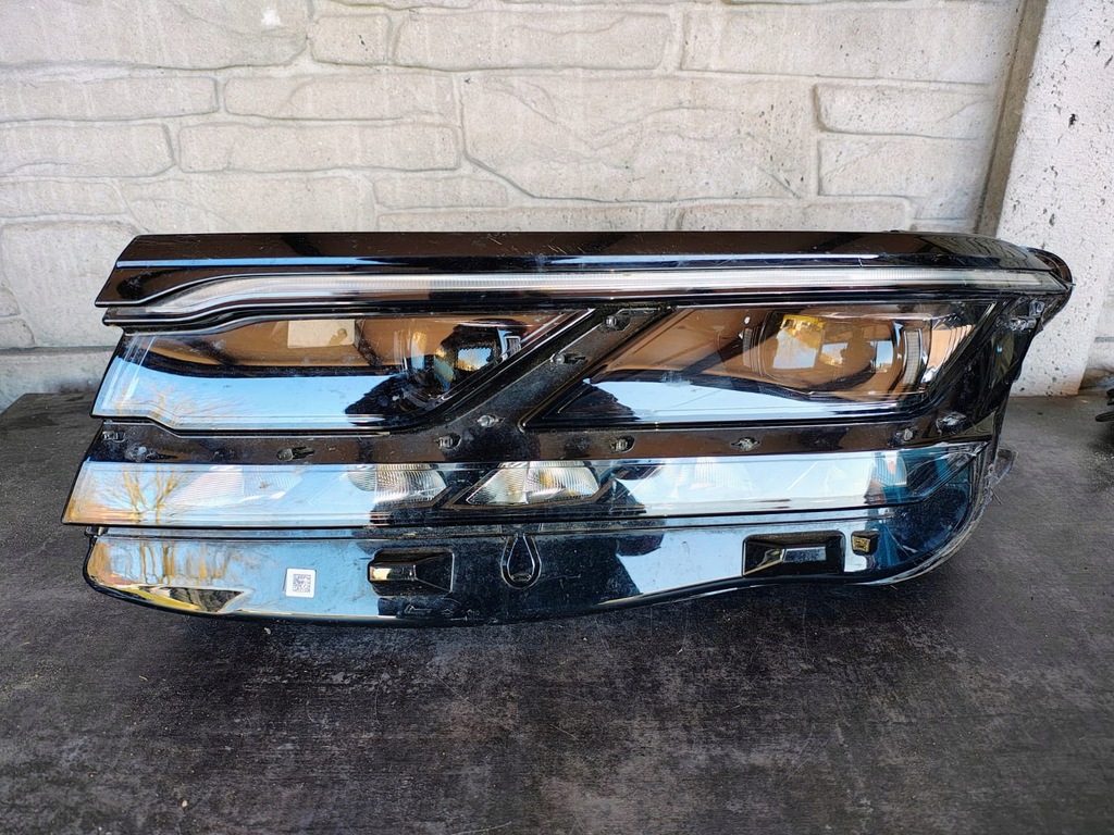 фото №1, Лампа перед ліва vw touareg iii full led 761941081a
