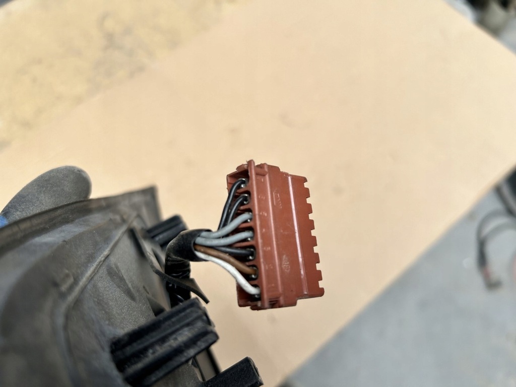 фото №7, Зеркало правое peugeot 306 7 pin