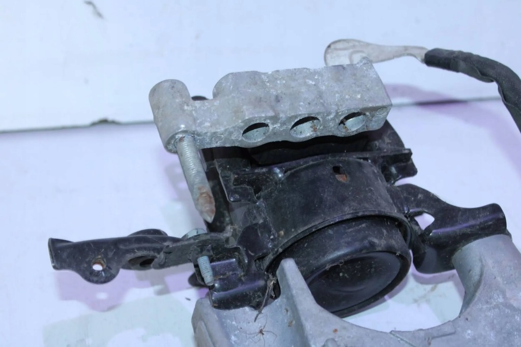 фото №4, Кронштейн подушка двигуна toyota rav4 v r3