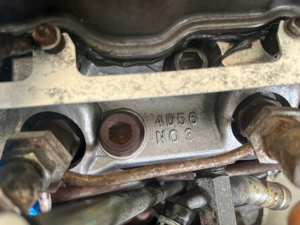 фото №11, Двигатель kompletny 2.5 td mitsubishi pajero l200 4d56