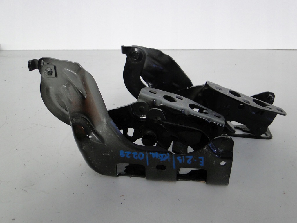 фото №15, Mercedes e klasa w213 213 петля капот чёрный kpl