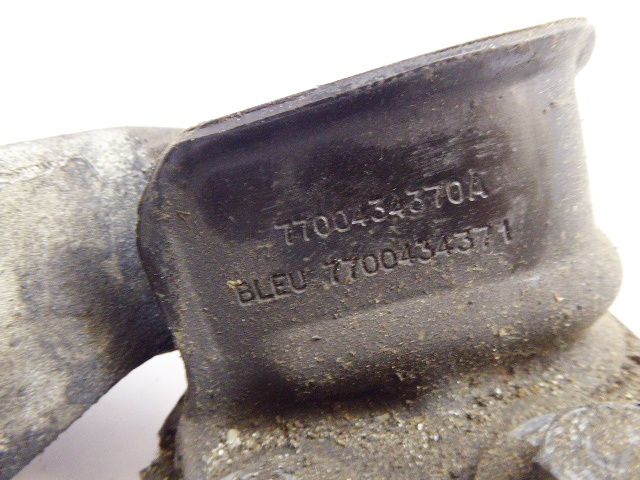 фото №4, Clio ii подушка двигателя 1.4 8v