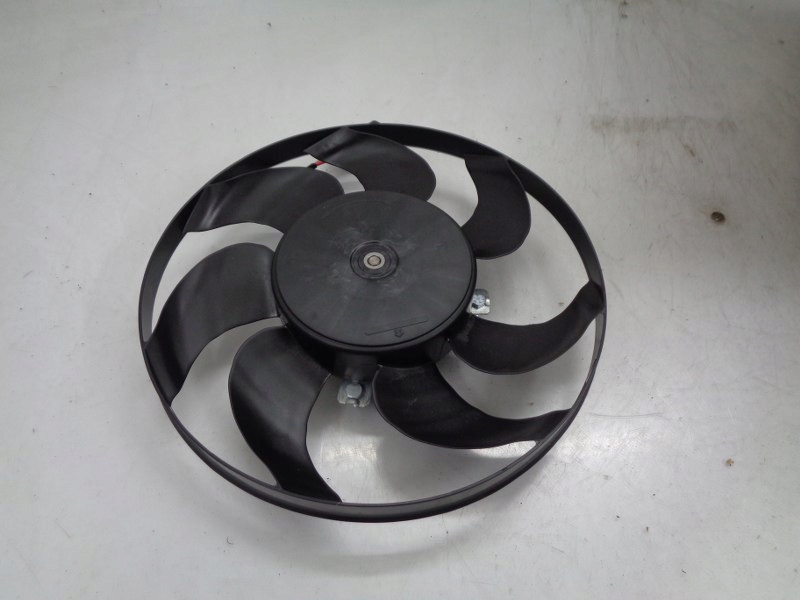 фото №1, Vw caddy вентилятор радиатора