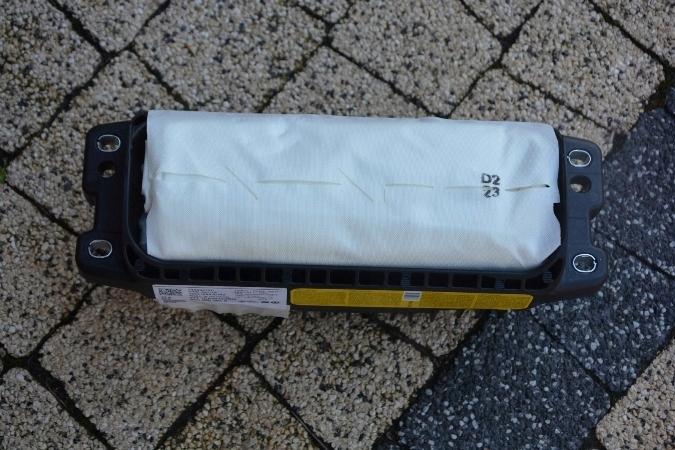 фото №1, Air bag подушка воздушная пассажира 8u0880204a q3