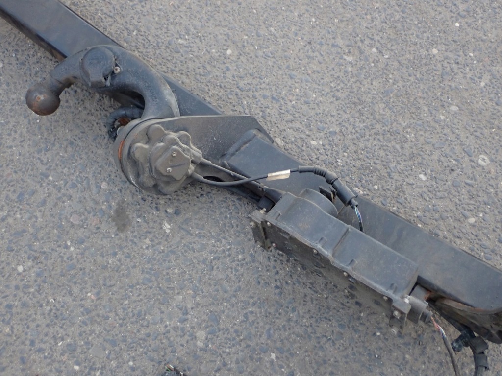 Фаркоп  буксировочный электрический шар разъём sharan ii alhambra 7n0803880a oris в Украине