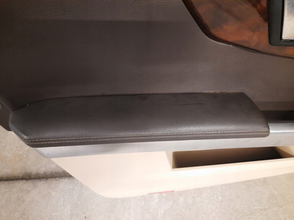 фото №6, Mercedes glk x204 09-15 обшивка дверь левый правый перед usa