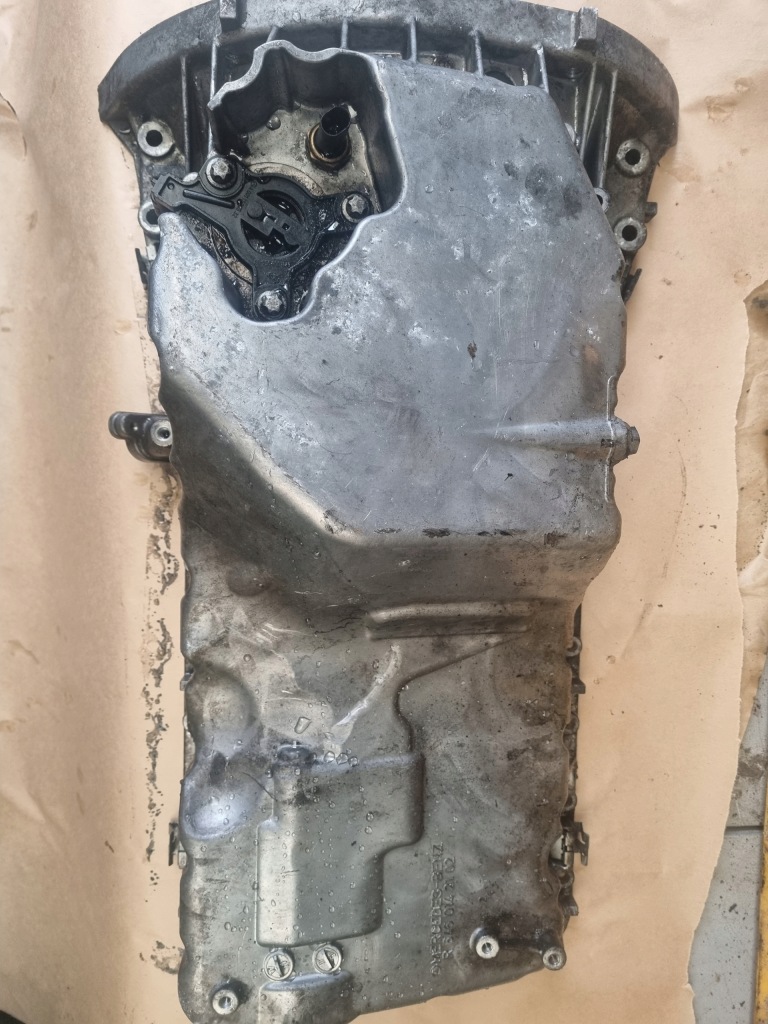 Купить Поддон масляная mercedes r6460142102