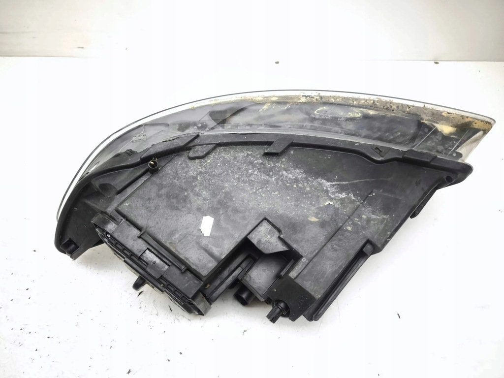 фото №10, Audi q7 4l 2006 правая сторона лампа передняя