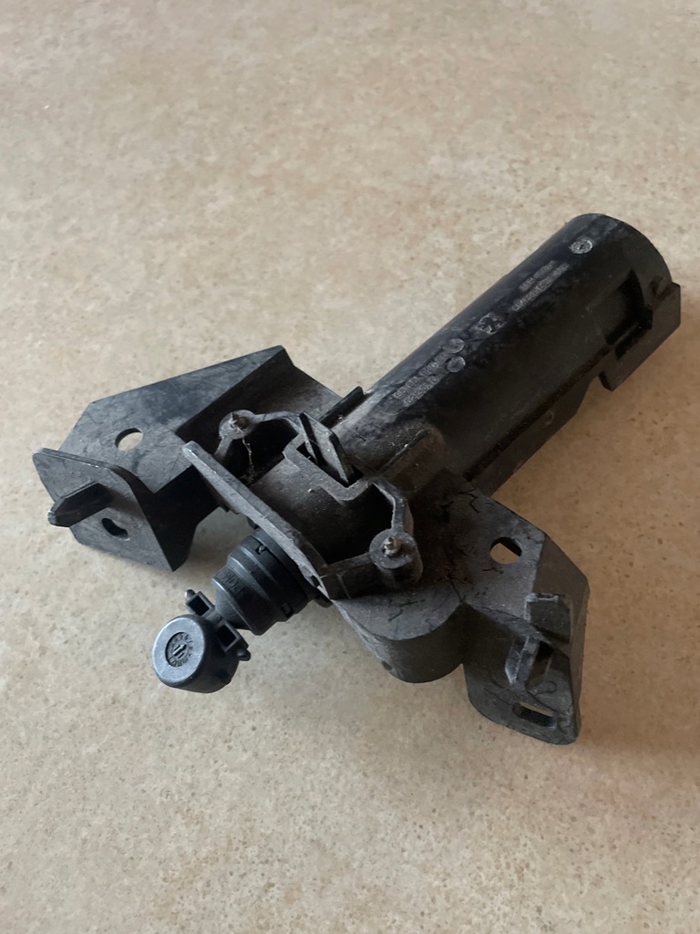 фото №5, Peugeot 5008 3008 9685172780 sprysk правий омивач лампи