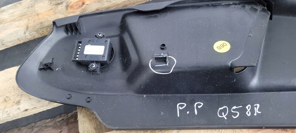 фото №9, Q5 8r защита сиденье перед правый перед 8r0881314