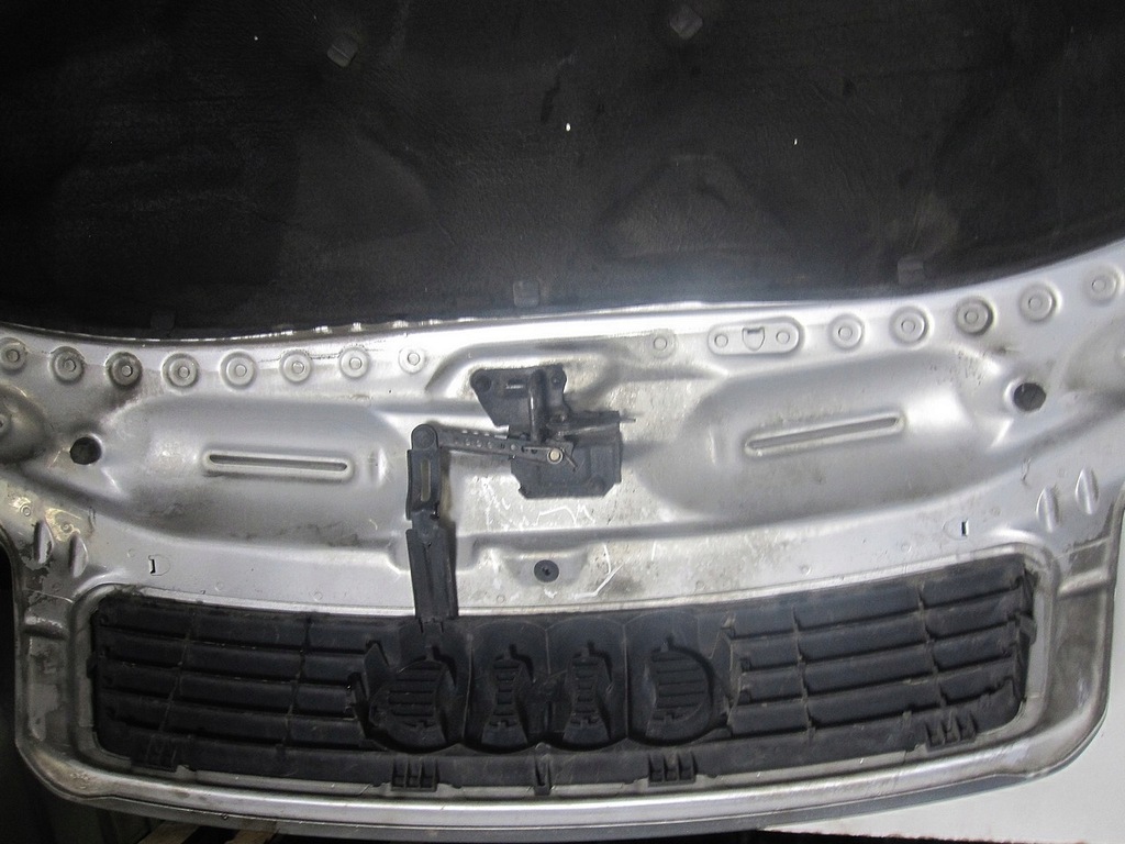 фото №11, Капот передня перед audi a6 c5 ly7w