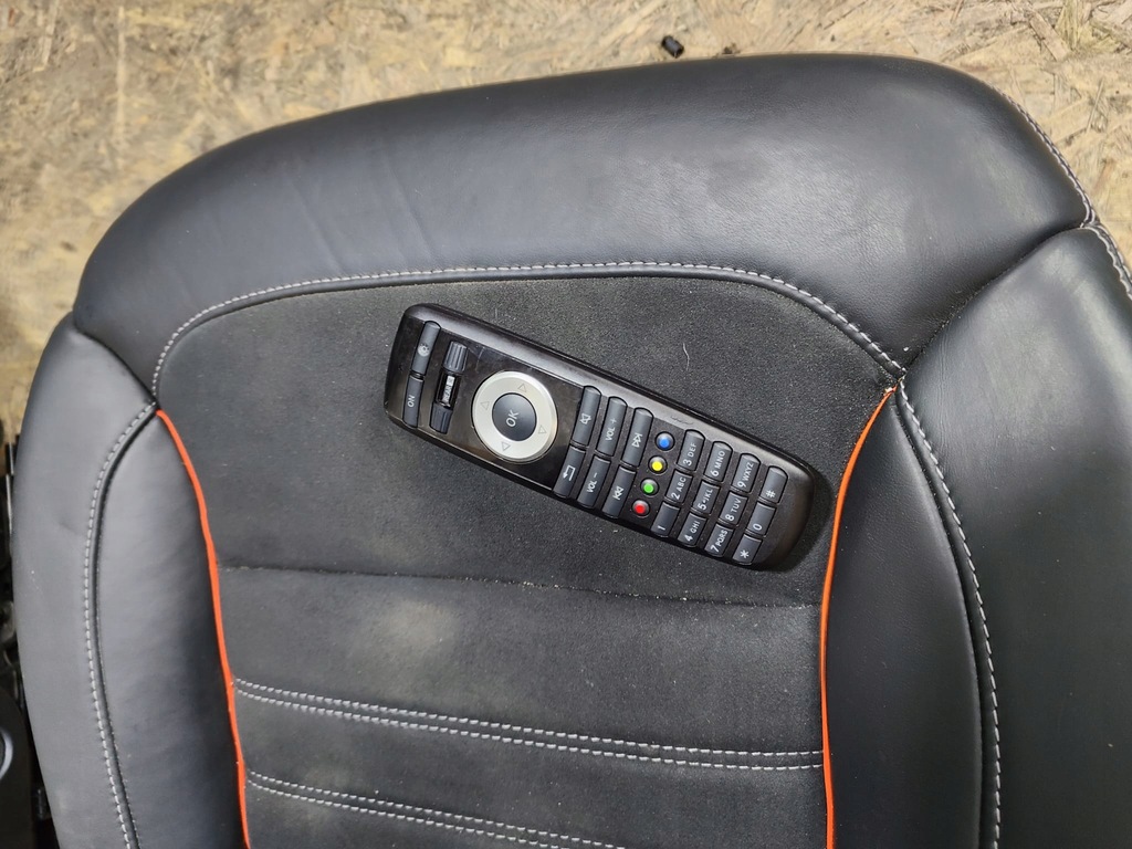 фото №7, Сидіння комплект заднє сидіння обшивки монітори gle w292